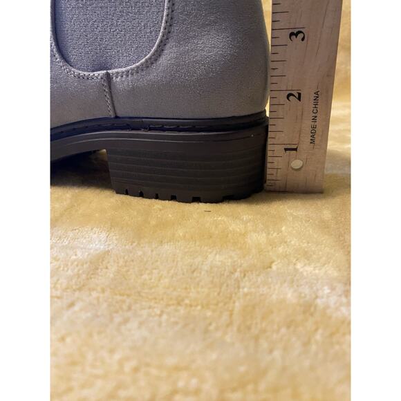 JF JUST FAB Womens “Nolan” Chelsea Bootie Gray Suede Like Size 6.5 NWOB Chunky - Picture 15 of 15